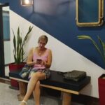 Seamos honestos: como autónomo, la palabra "jubilación" suena a ciencia ficción o a una película de terror que prefieres no ver. En España, el sistema público de pensiones se enfrenta a una tormenta perfecta en 2040, y si hoy tienes entre 30 y 50 años, estás justo en el ojo del huracán.